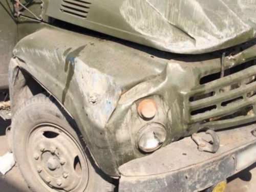 В Кривом Роге опрокинулась грузовая машина, пострадал пассажир (ФОТО)