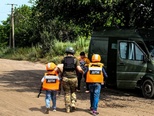 Евакуація з прифронтових громад на Дніпропетровщині, фото ілюстративне