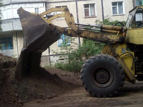 "Зеленый центр Метинвест" ликвидировал заброшенный бункер в Кривом Роге (ФОТОФАКТ)