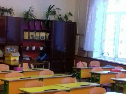 В поселке под Кривым Рогом дождались прихода НУШ