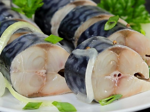 Як замаринувати скумбрію: покроковий рецепт - фото з відкритих джерел