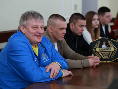 фото управління преси криворізького міськвиконкому 