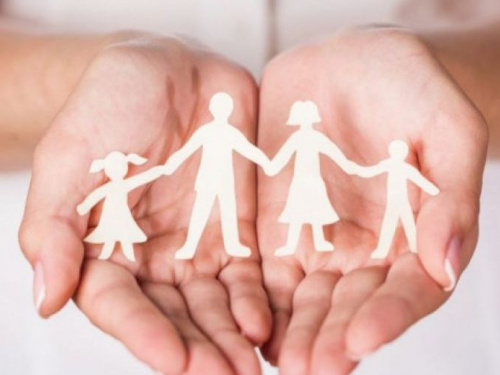 Криворожане в этом месяце получат материальную помощь на сумму 1,3 миллиона гривен