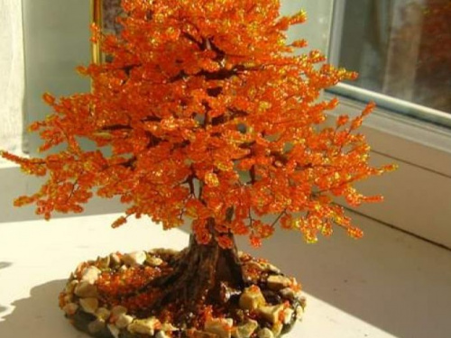 "Осенний бисерный бонсай": криворожан приглашают на мастер-класс