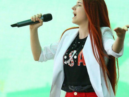 Студентка из Кривого Рога покорила международное жюри и стала призером вокального конкурса (фото)