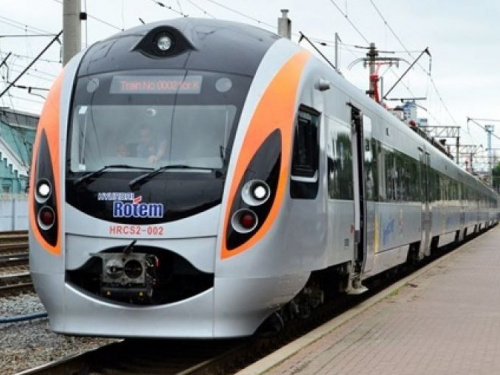 Скоростной поезд «Интерсити» из Кривого Рога на Киев временно изменит график работы