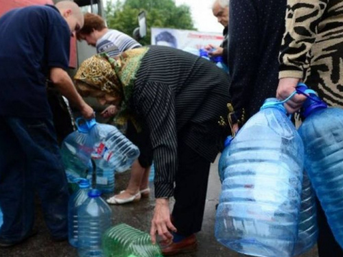 В Кривом Роге рассказали куда и во сколько будут подвозить воду (ГРАФИК)