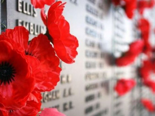 В преддверии Дня Победы мэр Кривого Рога поздравил ветеранов с праздником (фото)