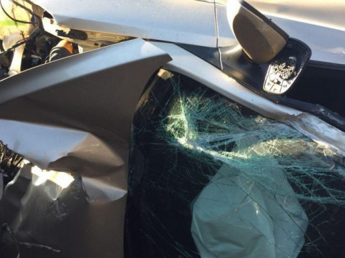 Не новогодние новости: в Кривом Роге автомобиль Hyundai перевернулся на крышу (ФОТО)