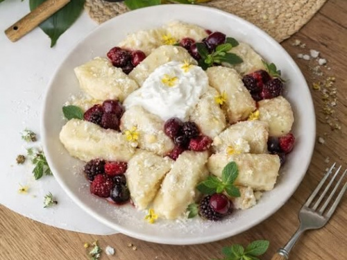 Повітряні ліниві вареники, які тануть у роті - фото з відкритих джерел