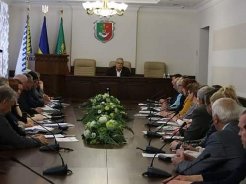 В Кривом Роге объявлена "война" сухостою и аварийным деревьям