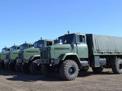 В 17-й танковой бригаде Кривого Рога на вооружении появились новые машины (ФОТО)