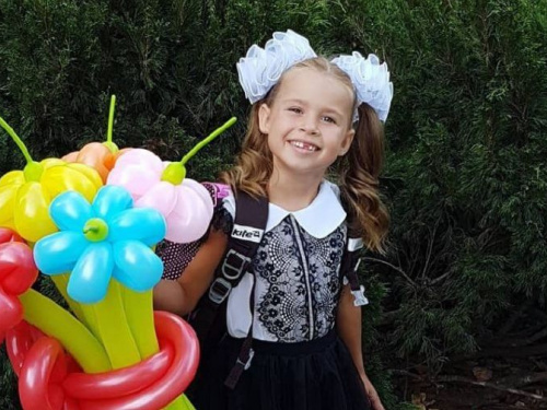 Стильные и беззаботные криворожские школьники сели за парты (ФОТО)