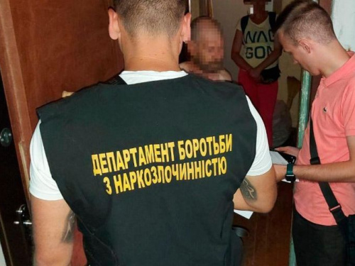 У Кривому Розі правоохоронці припинили роботу наркопритону