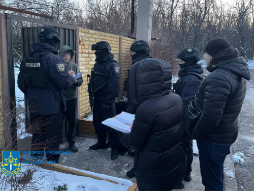 Депутат у центрі корупційної схеми: у Кривому Розі розкрадали гроші на ремонти шкіл і будинків