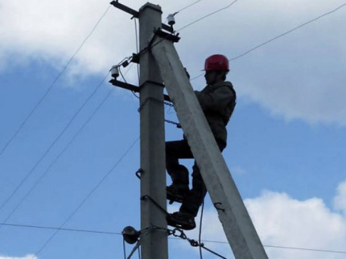 В Кривом Роге почти 3 тысячи абонентов до сих пор остаются без света