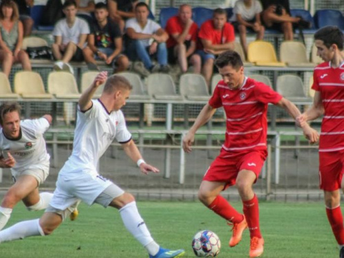 Криворожский "Горняк" возглавил турнирную таблицу во Второй лиге, вчистую разбив одесситов