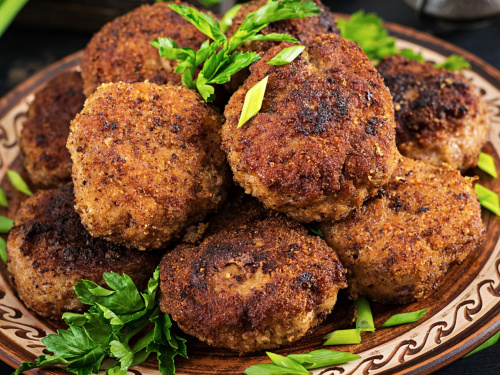 Як приготувати найніжніші котлети вдома - фото з відкритих джерел
