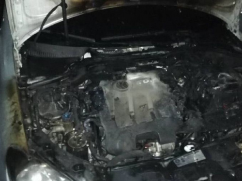 В Кривом Роге в одном из районов сгорела иномарка