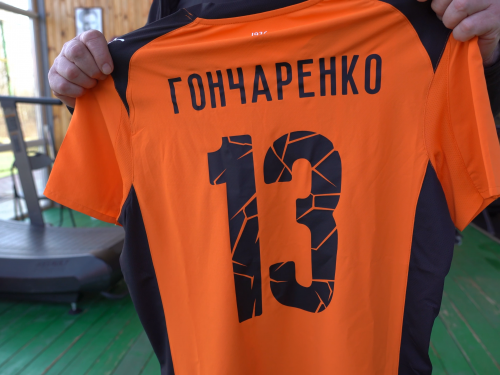 Після тяжкого поранення під Бахмутом: захисник із Кривого Рогу проходить реабілітацію за підтримки Фонду Ріната Ахметова