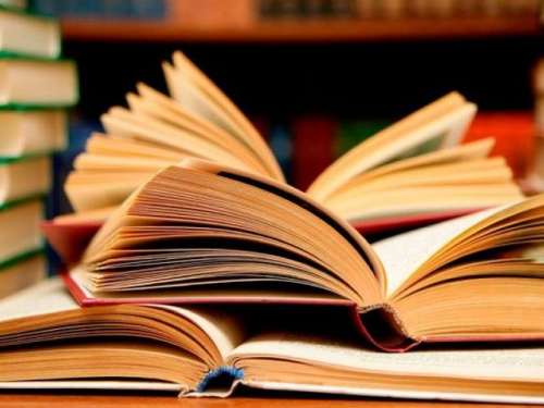 В Кривом Роге в школах научились обходиться без недостающих учебников