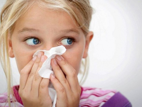 В детском центре Кривого Рога 30 детей почувствовали недомогание из-за резкого запаха