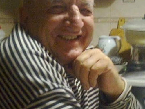 Внимание, розыск: в Кривом Роге пенсионер ушел из больницы и пропал (фото)