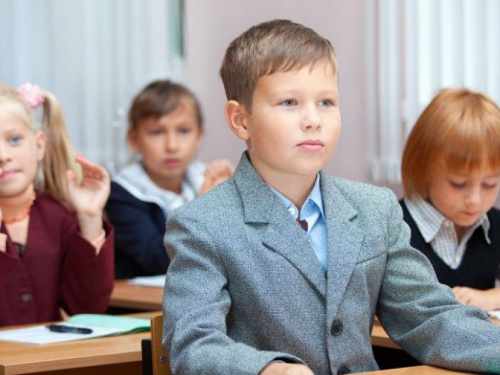 Стало известно, во сколько городскому бюджету Кривого Рога обойдется один школьник