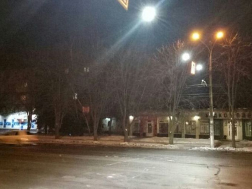 Да будет свет: в Терновском районе Кривого Рога над пешеходными переходами установили светильники (ФОТО)