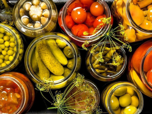 Заборонені інгредієнти для ідеальних огірків і помідорів - фото з відкритих джерел