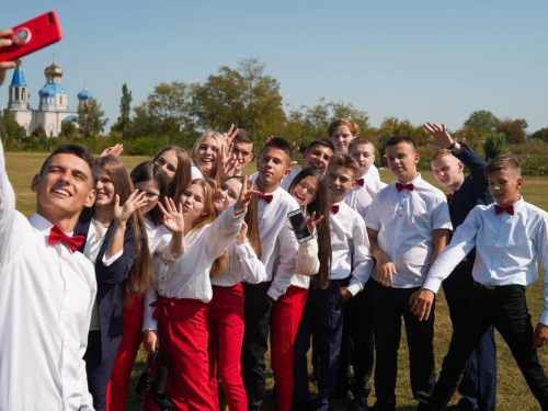 Випускний-2025, фото з відкритих джерел 