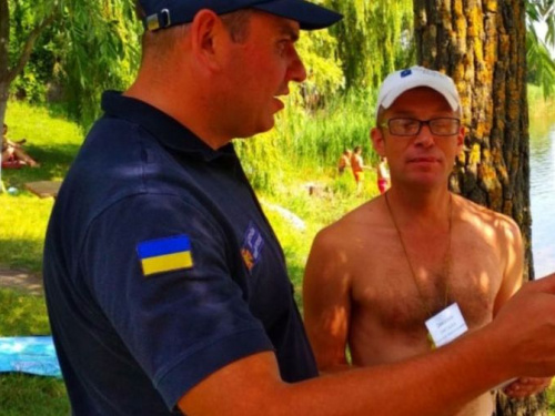 На водоемах Кривого Рога спасатели и полиция проводят рейды (фото)