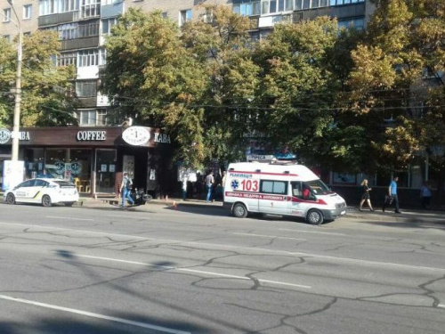 На оживлённой дороге в Кривом Роге мотоциклист сбил пешехода (ФОТО)