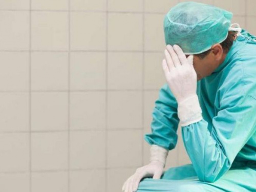 Хотел больничный, а получил срок: криворожанин напал на врача горбольницы