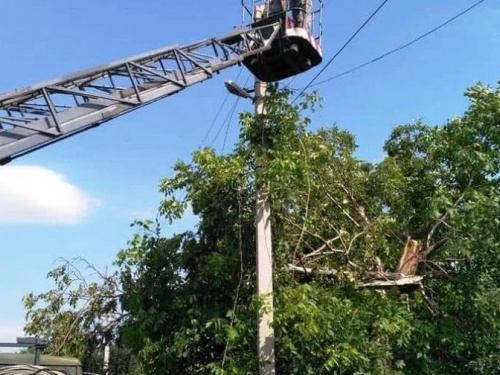 Главный инженер Криворожских электросетей ответил на вопросы горожан, которые после бури остались без света