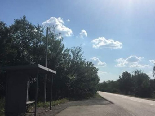 В Кривом Роге вандалы сняли солнечную батарею, освещавшую остановочный комплекс (ФОТО)