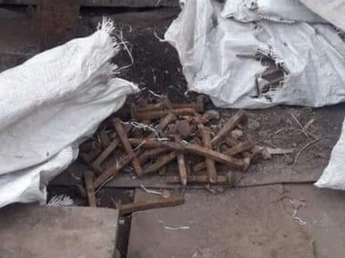 Криворожанину, открывшему пункт приёма металлолома у себя во дворе, грозит срок (фото)