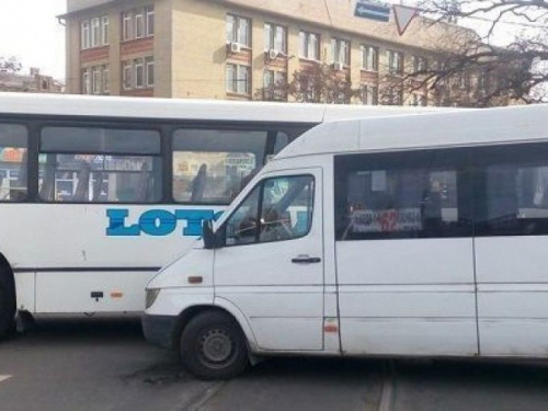 В Кривом Роге пройдут общественные дебаты по поводу повышения  тарифов в городском транспорте