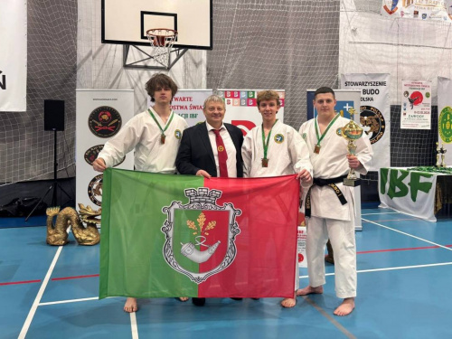 Троє спортсменів з Кривого Рогу стали чемпіонами світу з рукопашного бою на чемпіонаті у Польщі