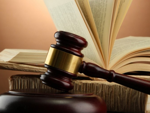 Криворожский суд признал незаконными действия ТИК по отзыву двух депутатов горсовета