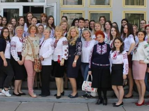 Фото із офіційної сторінки Факультету української філології КДПУ у соціальній мережі Facebook