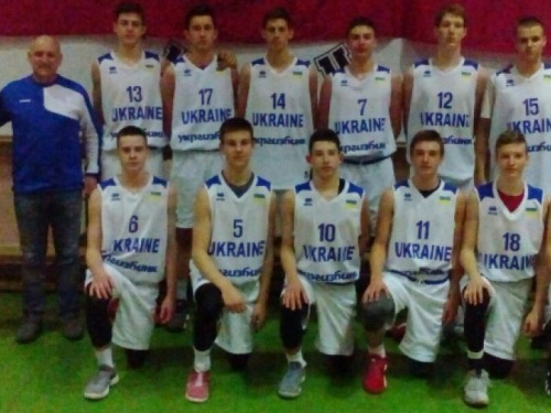 Сборная Украины по баскетболу, в составе которой криворожанин, получила бронзу (ФОТО)