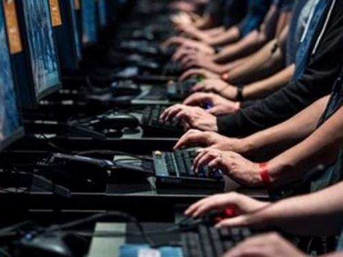 Кіберполіція відкрила електронну скриньку для звернень про виявлення «груп смерті»