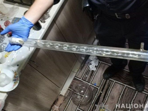 В Кривом Роге полицейские ликвидировали нарколабораторию и наркопритон (ФОТО)