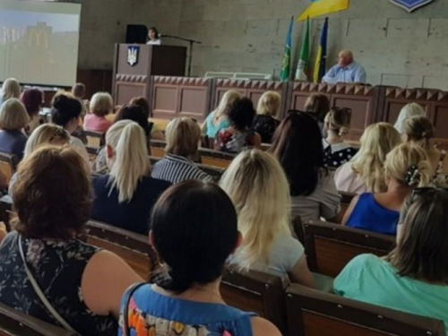 Жители поддержали побратимство Кривого Рога и грузинского Рустави 