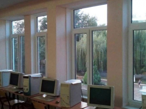 В криворожской школе № 117 приступили к реализации проекта #ClassMetinvest: каким будет новый класс информатики (ФОТО)