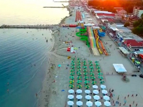 Знай наших: четверо криворожан на Херсонщине отметили завершение курортного сезона дракой 