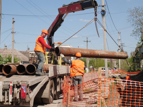 Ремонт тепломереж, фото управління преси криворізького міськвиконкому 