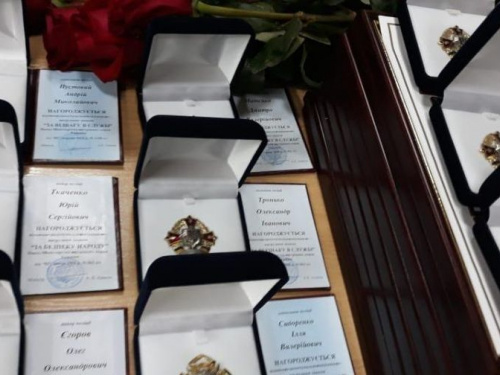 Криворожским правоохранителям, задержавшим маньяка, вручили награды (ФОТО)