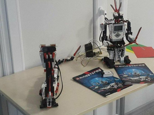 Криворожан приглашают освоить профессию будущего в "Школе робототехники" (ФОТО)